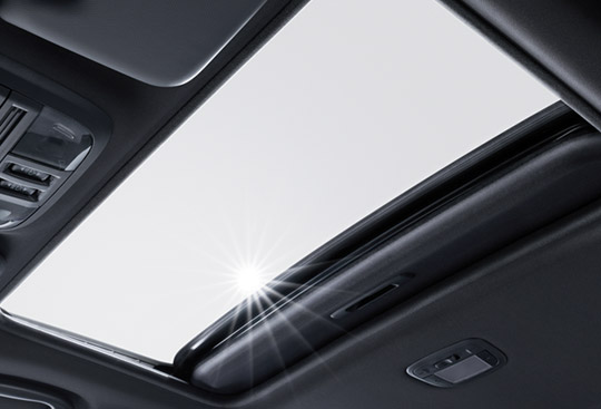 <sg-lang1>Power-sliding, Tilt-adjustable Glass Sunroof</sg-lang1><sg-lang2></sg-lang2><sg-lang3></sg-lang3>