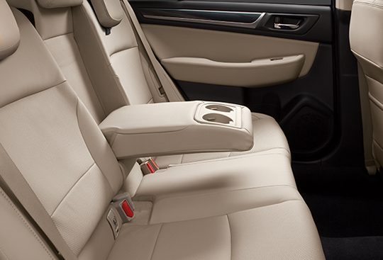 <sg-lang1>Comfortable Rear Seats</sg-lang1><sg-lang2></sg-lang2><sg-lang3></sg-lang3>