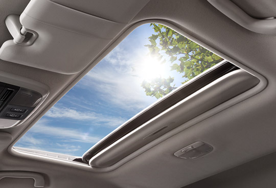 <sg-lang1>Power-Sliding, Tilt Adjustable Glass Sunroof</sg-lang1><sg-lang2></sg-lang2><sg-lang3></sg-lang3>