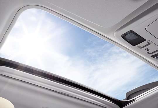 <sg-lang1>Large Sunroof</sg-lang1><sg-lang2></sg-lang2><sg-lang3></sg-lang3>