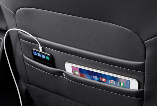 <sg-lang1>Divided Seatback Pockets</sg-lang1><sg-lang2></sg-lang2><sg-lang3></sg-lang3>